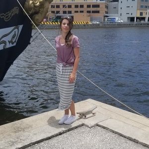 Meet your Posher, Lily